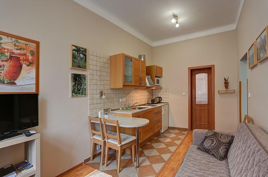 Karlovy Vary Zamecky Vrch Apartment Exterior photo